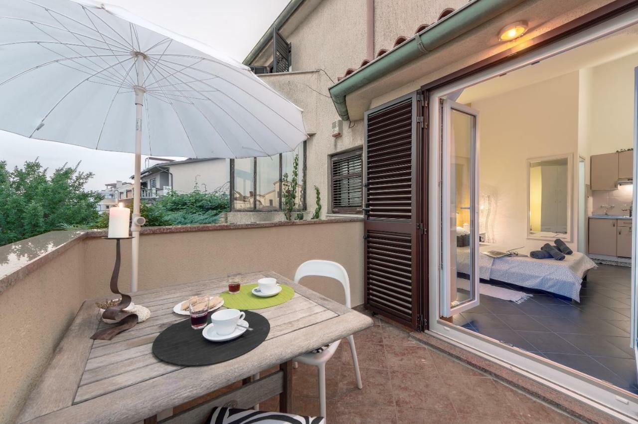 Apartments Lodra プーラ エクステリア 写真